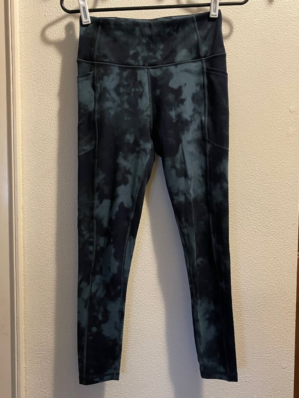 Tie dye VSX Essential High-Rise Pocket Leggings Victoria's Secret sport workout
